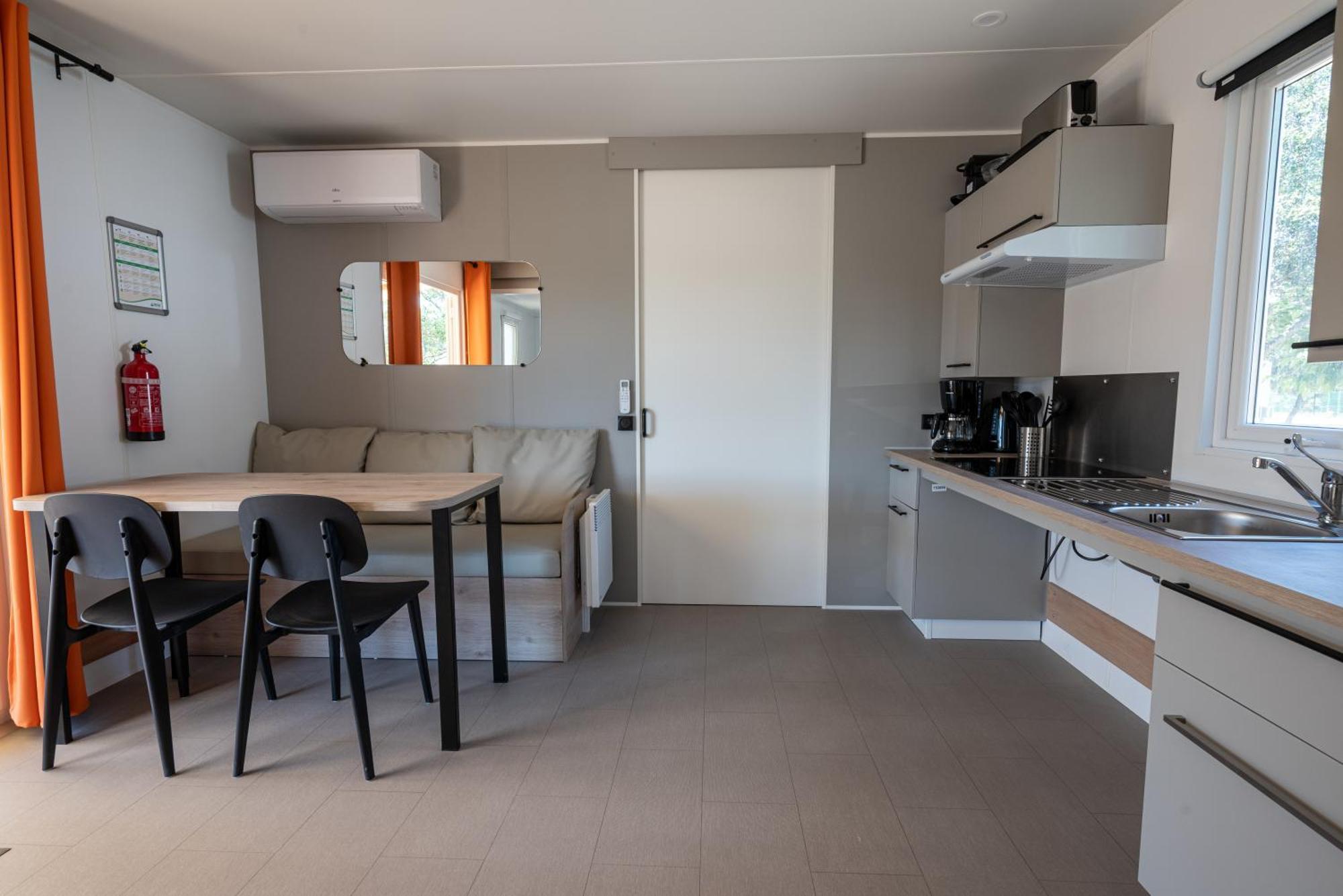 Camping Rcn Les Collines De Castellane Room photo